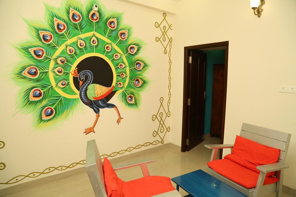 La Maison Radha Pondicherry Ruang foto